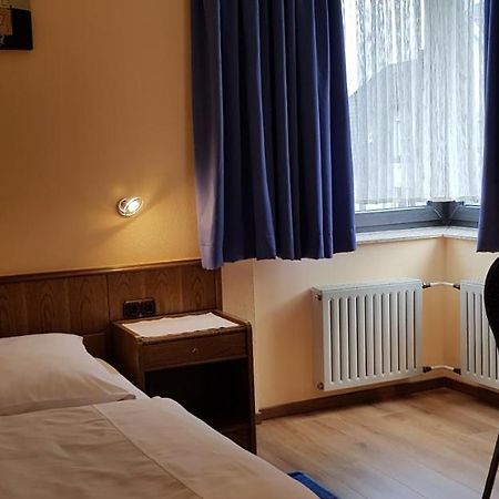 Hotel Garni Julia Linnich Esterno foto