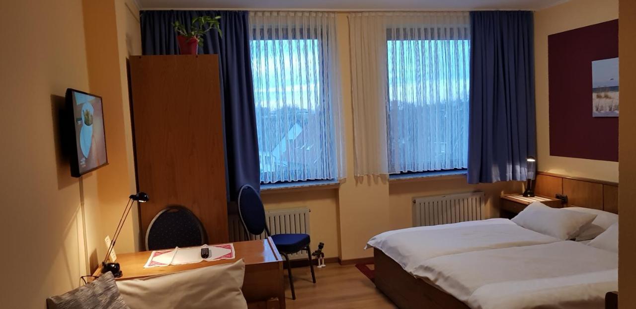 Hotel Garni Julia Linnich Esterno foto